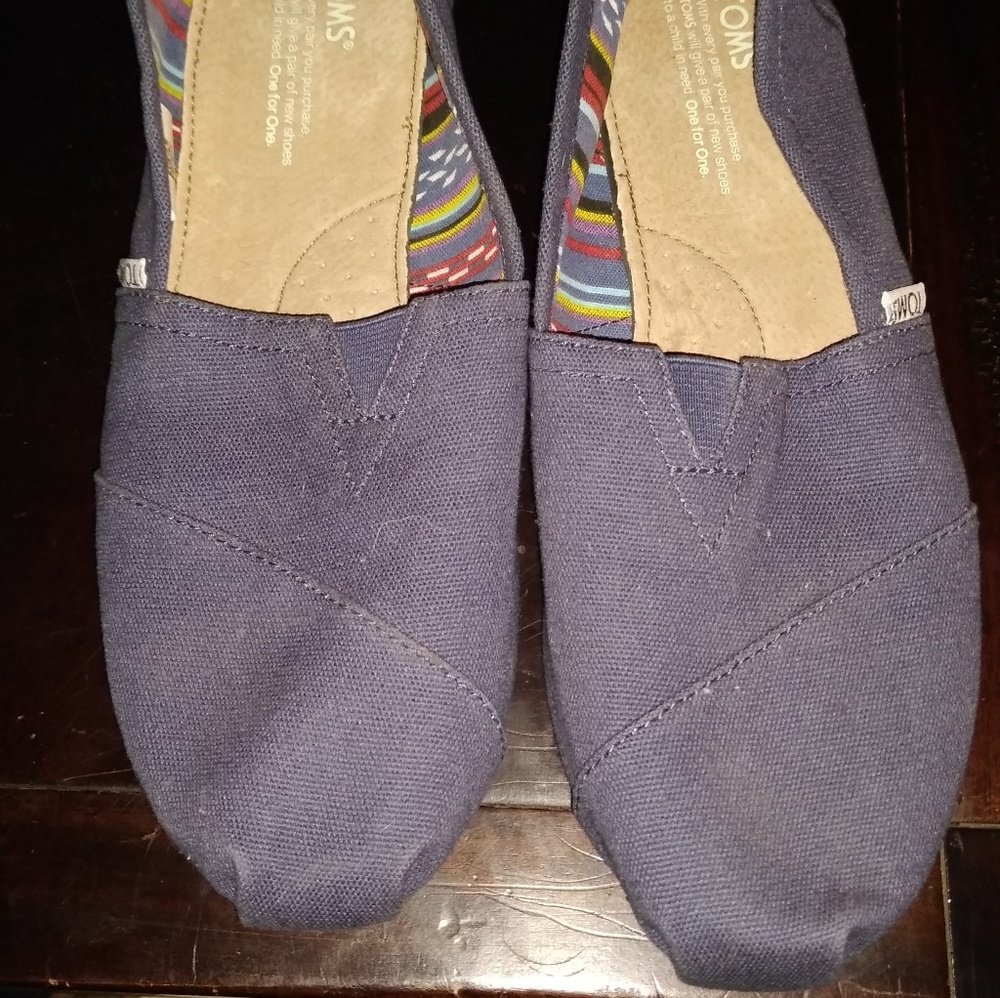 Toms Slip ons